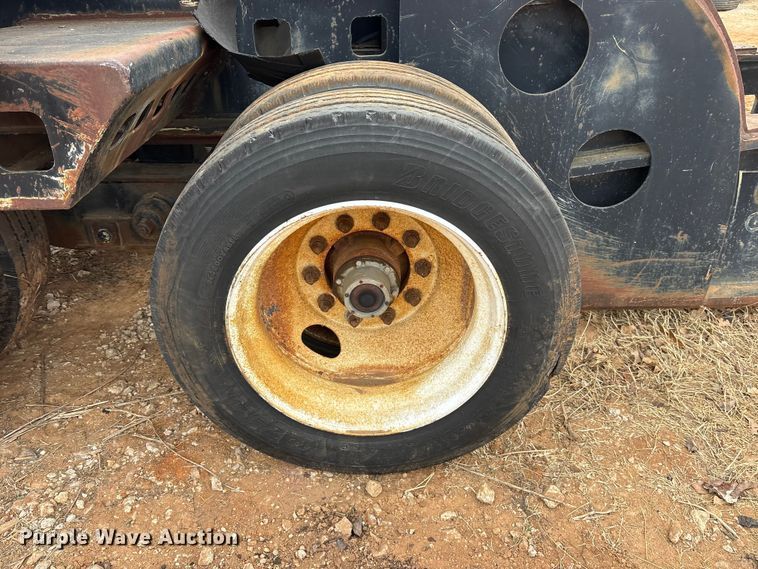 image for item EE0095 1984 Siebert lowboy equipment trailer