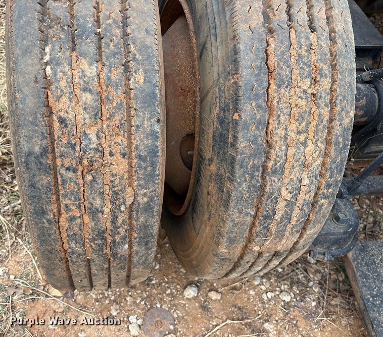 image for item EE0095 1984 Siebert lowboy equipment trailer