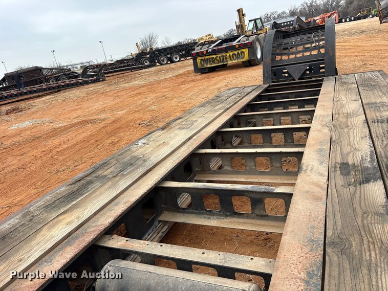 image for item EE0096 1984 Siebert 60T16WDDEX lowboy equipment trailer