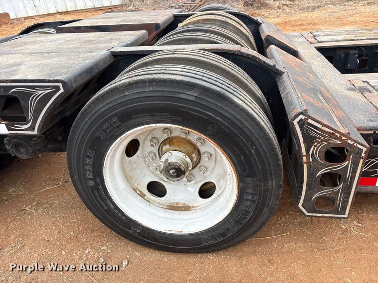 image for item EE0096 1984 Siebert 60T16WDDEX lowboy equipment trailer