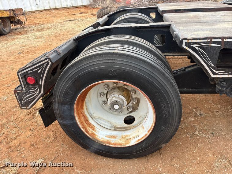 image for item EE0096 1984 Siebert 60T16WDDEX lowboy equipment trailer