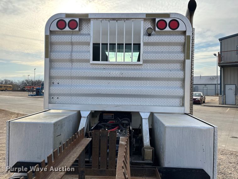 image for item EE1388 2013 Kenworth T800 