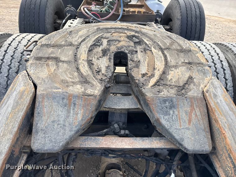 image for item EE1388 2013 Kenworth T800 