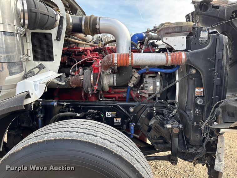 image for item EE1388 2013 Kenworth T800 