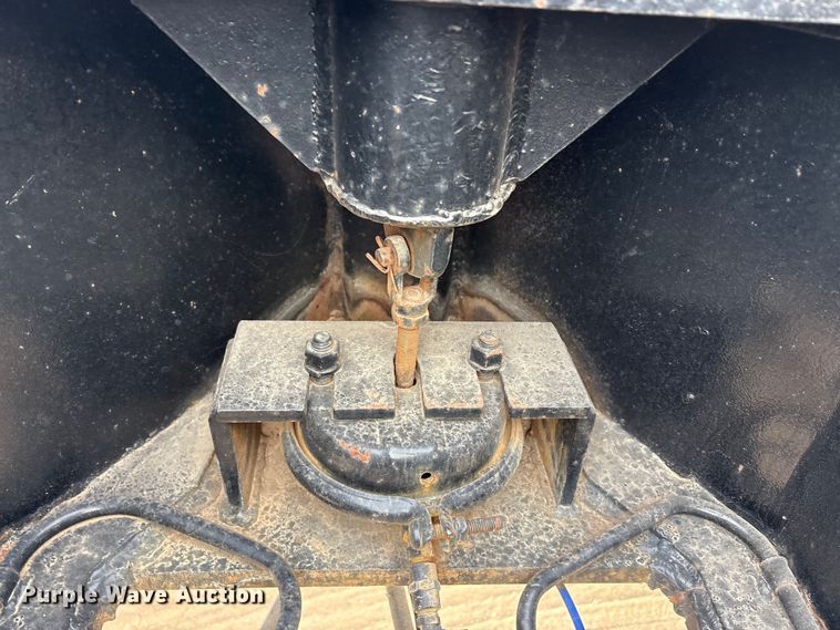 image for item EE1399 1987 Siebert 70T2ABTM lowboy equipment trailer