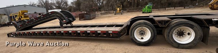 image for item EE1401 1987 Siebert 70T2ABTM lowboy equipment trailer