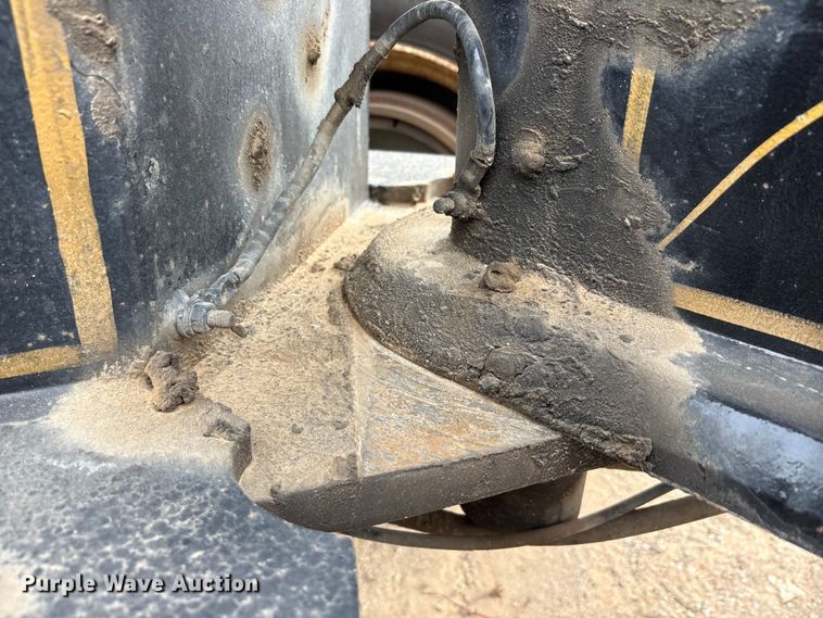 image for item EE1401 1987 Siebert 70T2ABTM lowboy equipment trailer