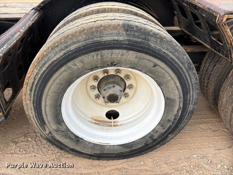 image for item EE1401 1987 Siebert 70T2ABTM lowboy equipment trailer