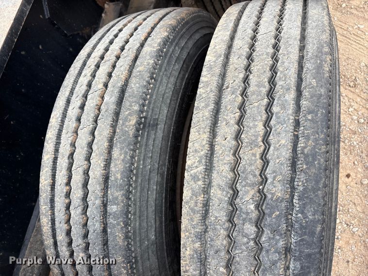 image for item EE1401 1987 Siebert 70T2ABTM lowboy equipment trailer