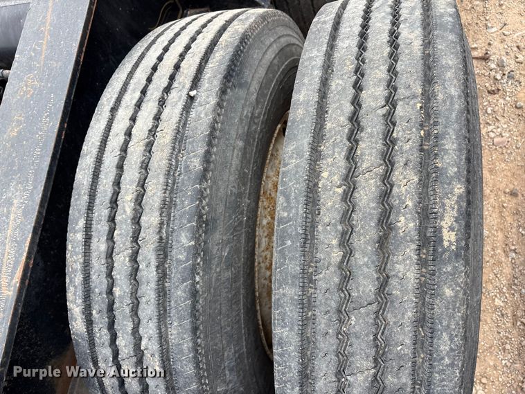 image for item EE1401 1987 Siebert 70T2ABTM lowboy equipment trailer