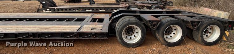 image for item EE1414 1989 Trail King lowboy equipment trailer