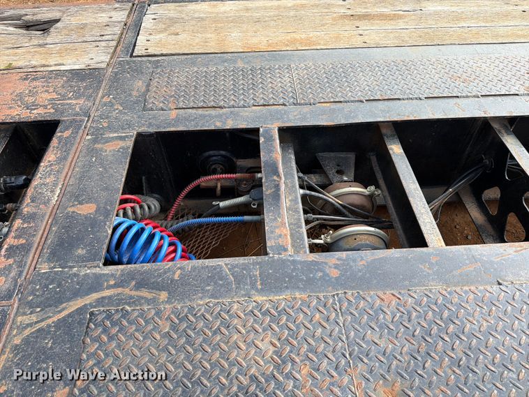 image for item EE1414 1989 Trail King lowboy equipment trailer