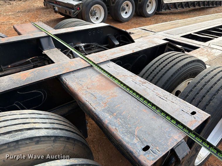 image for item EE1414 1989 Trail King lowboy equipment trailer