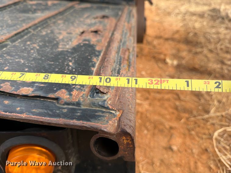 image for item EE1414 1989 Trail King lowboy equipment trailer