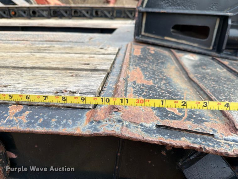 image for item EE1414 1989 Trail King lowboy equipment trailer