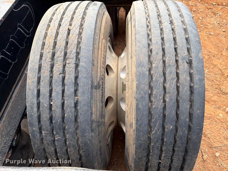 image for item EE1414 1989 Trail King lowboy equipment trailer