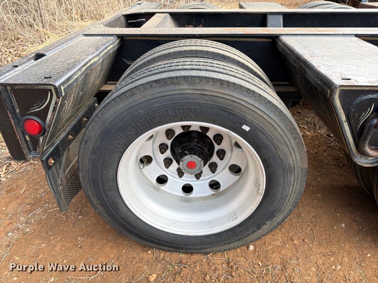 image for item EE1414 1989 Trail King lowboy equipment trailer