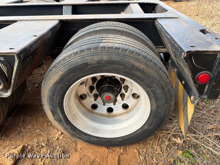 image for item EE1414 1989 Trail King lowboy equipment trailer