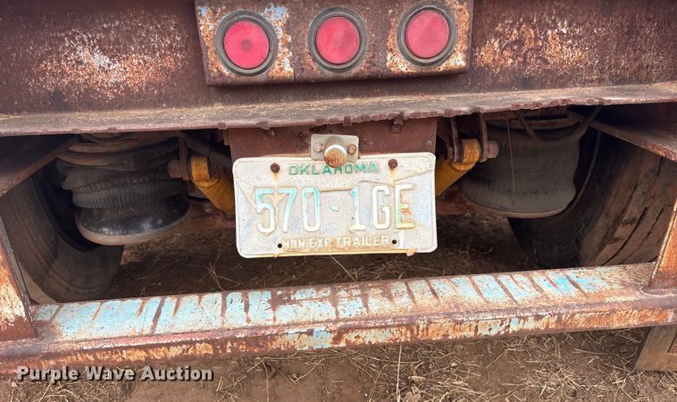image for item EE1423 1986 Aztec drop deck trailer