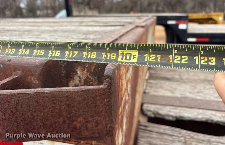 image for item EE1423 1986 Aztec drop deck trailer