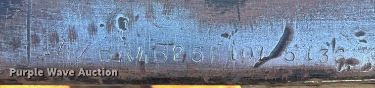 image for item EE1424 1985 Aztec drop deck trailer