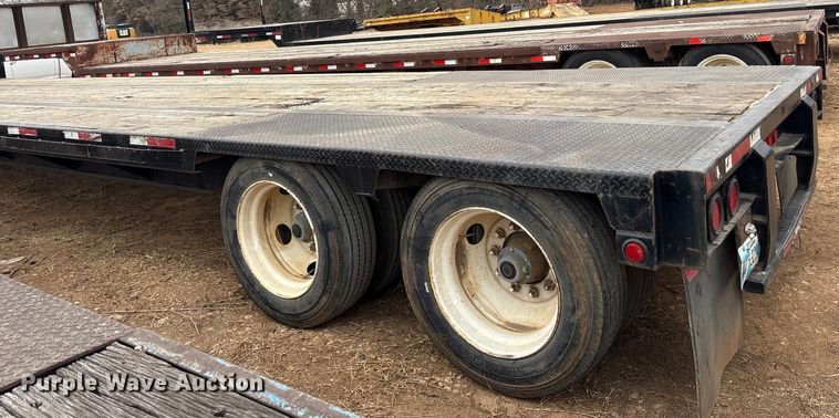 image for item EE1424 1985 Aztec drop deck trailer