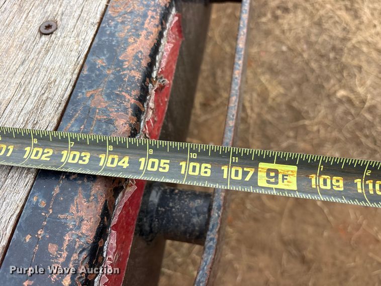 image for item EE1424 1985 Aztec drop deck trailer