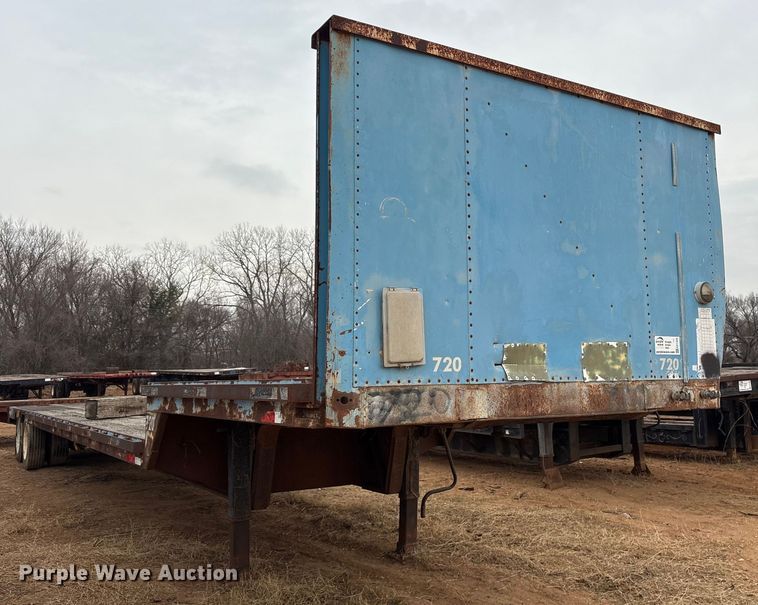 image for item EE1425 1984 Aztec drop deck trailer