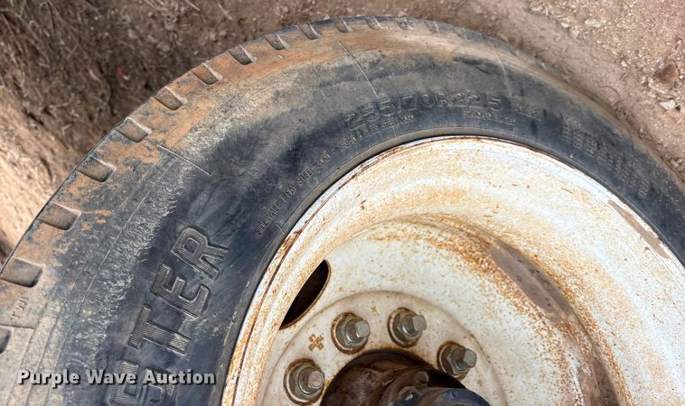 image for item EE1425 1984 Aztec drop deck trailer