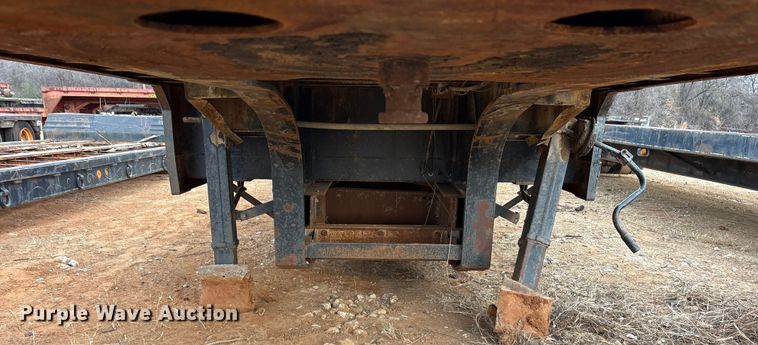 image for item EE1428 1976 Great Dane GPBEAR-232-60 drop deck extendable trailer