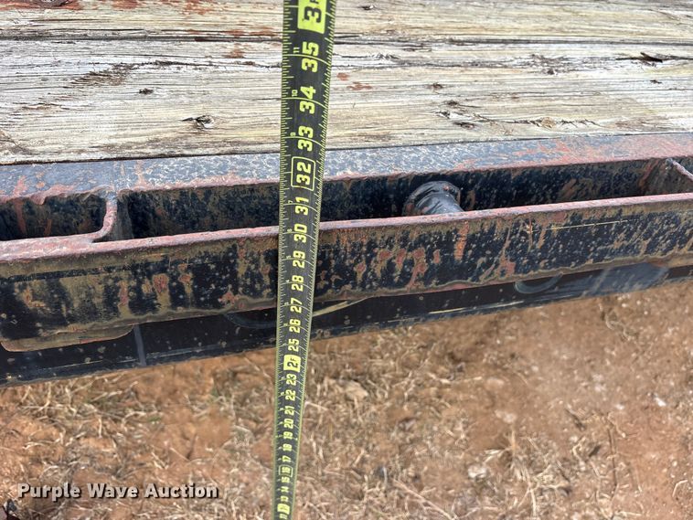 image for item EE1428 1976 Great Dane GPBEAR-232-60 drop deck extendable trailer