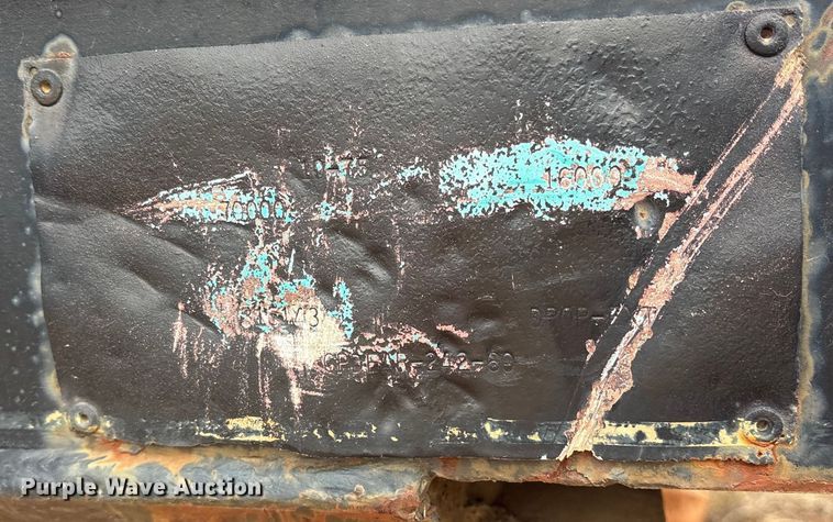 image for item EE1428 1976 Great Dane GPBEAR-232-60 drop deck extendable trailer