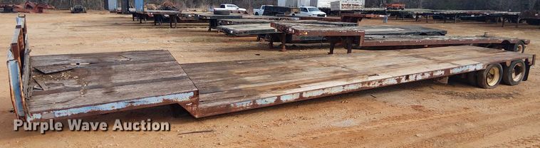 image for item EE1431 1985 Aztec drop deck trailer