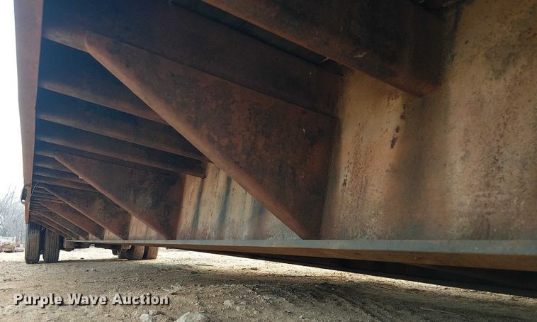 image for item EE1431 1985 Aztec drop deck trailer