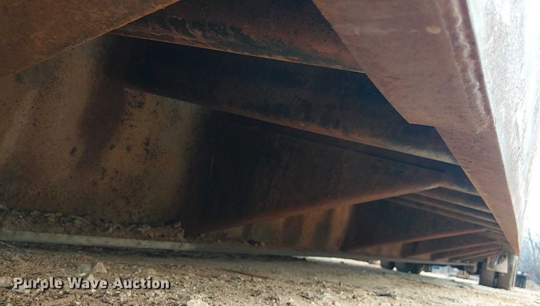 image for item EE1431 1985 Aztec drop deck trailer