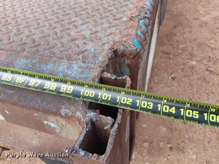 image for item EE1431 1985 Aztec drop deck trailer