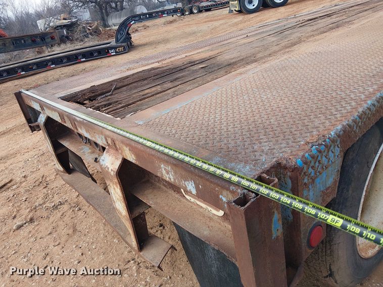 image for item EE1431 1985 Aztec drop deck trailer