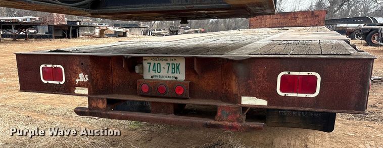image for item EE1432 1985 Aztec drop deck trailer
