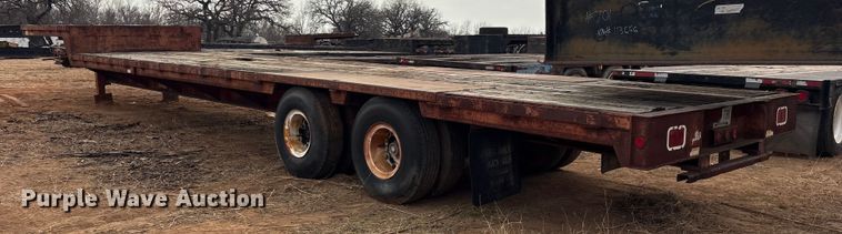 image for item EE1432 1985 Aztec drop deck trailer