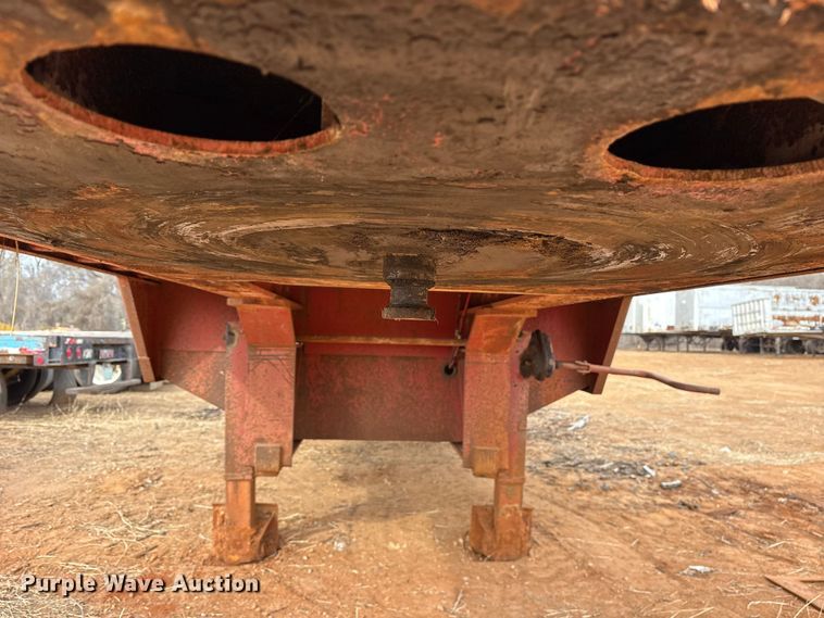 image for item EE1432 1985 Aztec drop deck trailer