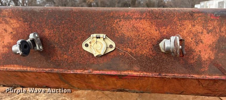 image for item EE1432 1985 Aztec drop deck trailer