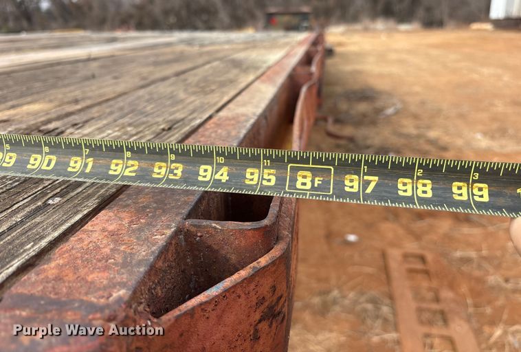 image for item EE1432 1985 Aztec drop deck trailer