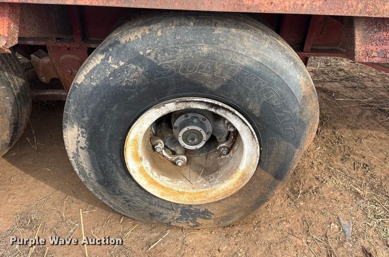 image for item EE1432 1985 Aztec drop deck trailer