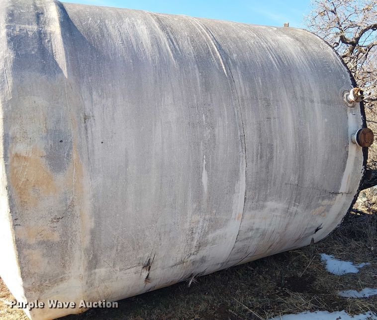 image for item EE1442 Tank