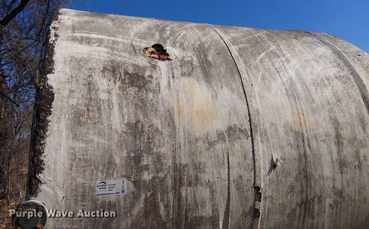 image for item EE1442 Tank