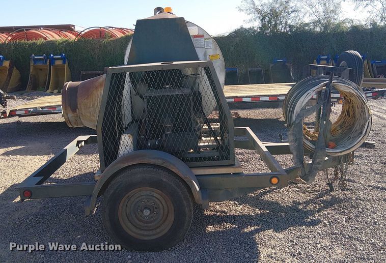 image for item EE5156 2001 Mitymite 24 portable fan