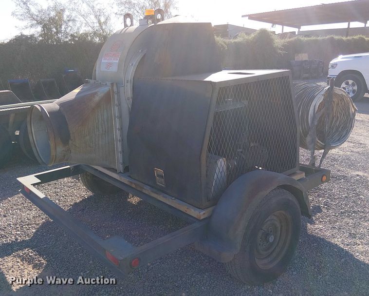 image for item EE5156 2001 Mitymite 24 portable fan