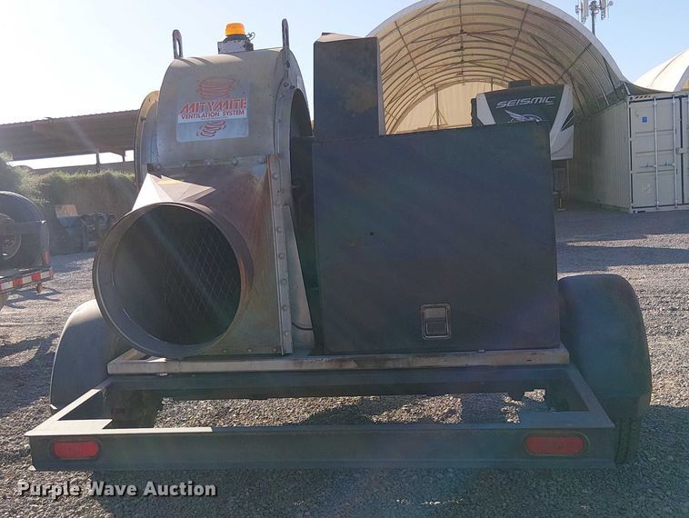 image for item EE5156 2001 Mitymite 24 portable fan