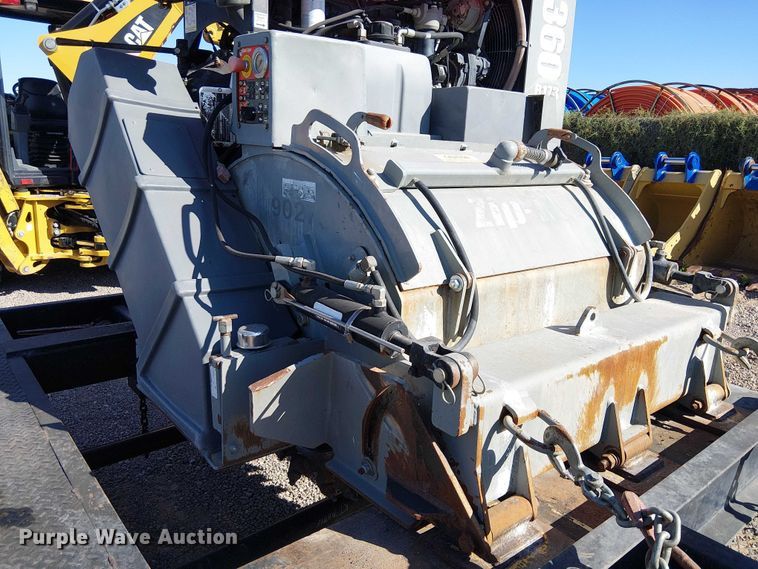 image for item EE5159 2012 Asphalt Zipper 360 cold planer