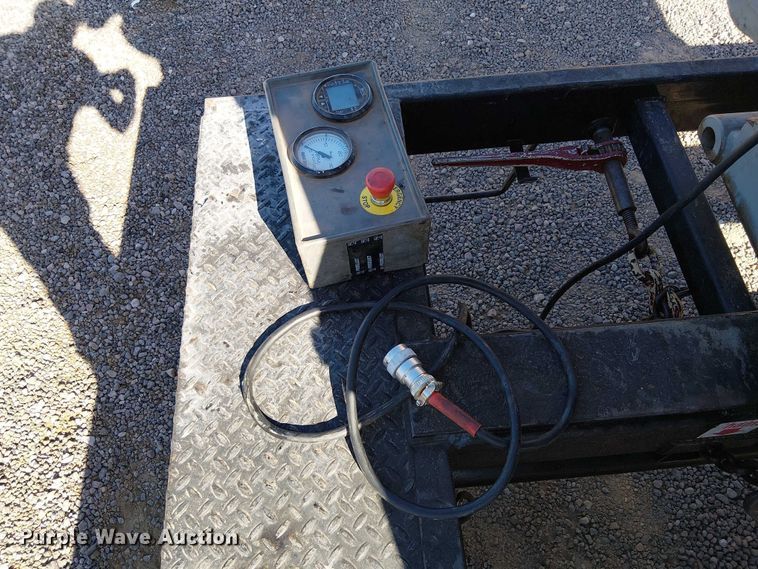 image for item EE5159 2012 Asphalt Zipper 360 cold planer